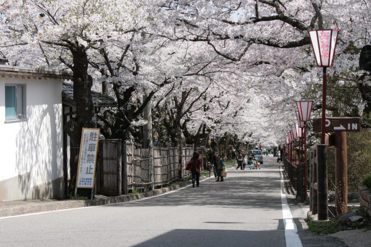 Azumakan Nihonmatsu Bagian luar foto